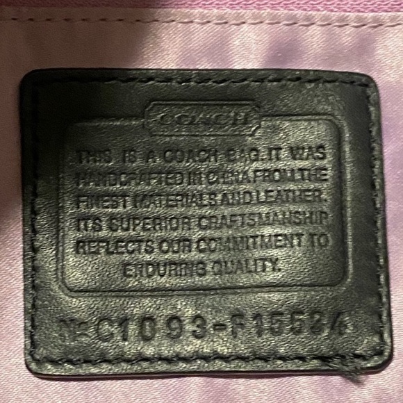 ♥️🔥Coach FLASH SALE 🔥MAKE OFFER 🔥♥️ - Picture 3 of 8